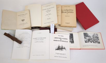[Beaujolais]. Un ensemble de 10 volumes,...