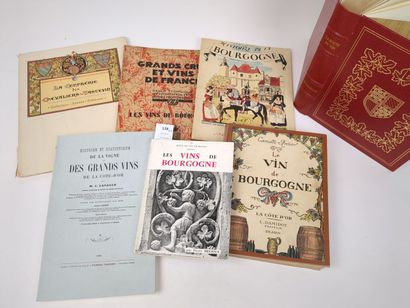 Un ensemble de 7 volumes sur le vin et la...