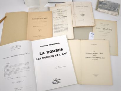 [Dombes]. 8 volumes, dont :

Union des chasseurs...