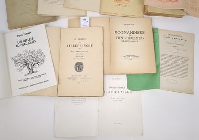 [Beaujolais]. Réunion de 11 volumes ou plaquettes :
CARLOCHRISTI...