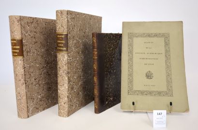 Un lot de 4 volumes sur LYON

(Architecture,...