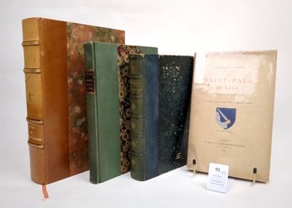 Un lot de 4 ouvrages sur l'histoire Lyonnaise,...