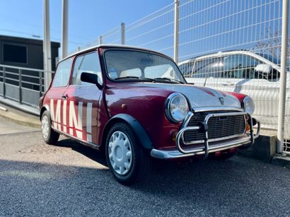 Une MINI #Vintage a restaurer 
Offrez-vous...