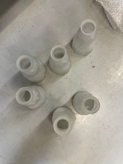 Suspension DEGUE
Joint 3 tulipes
Diam vasque...
