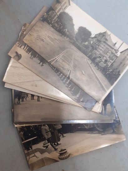 Lot de cartes postales classés par thème...