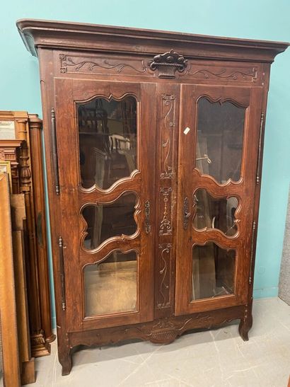 Armoire Bressane en bois naturel transformée...