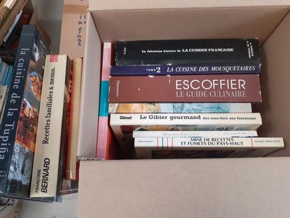 Un carton de livres de Cuisine dont la fabuleuse...