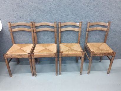 BAUMANN suite de quatre chaises paillées
H...