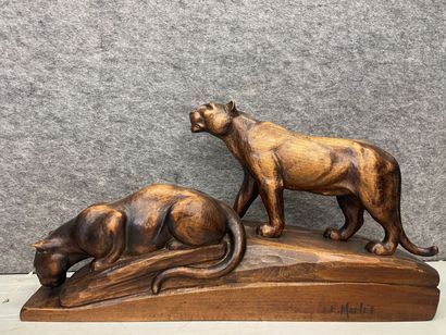 Emile MORLET 
Deux panthères
Sculpture en...