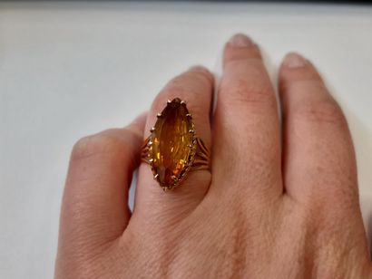Bague en or jaune avec citrine pds brut :...