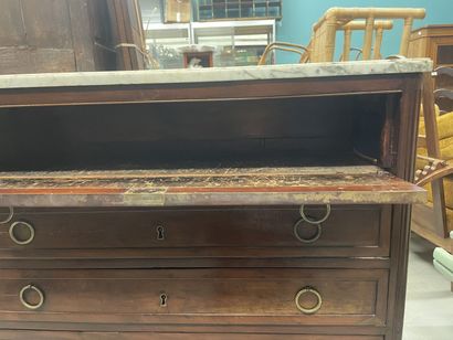 Commode scribane en bois de placage filet...