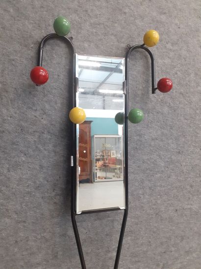 Porte manteaux Roger Ferraud
H : 174 cm 