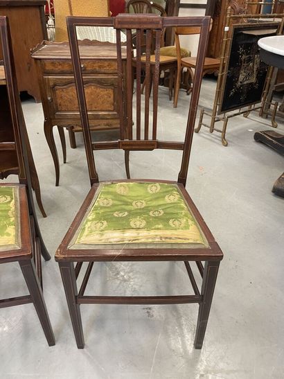 Suite de 3 chaises en bois de placage fin...