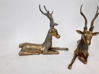 Paire de cerfs en bronze travail asiatique...