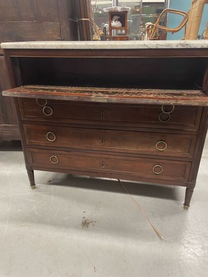 Commode scribane en bois de placage filet...