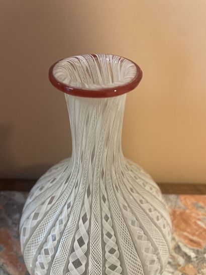 Vase pansu à col étroit
H : 19 cm
Accident...