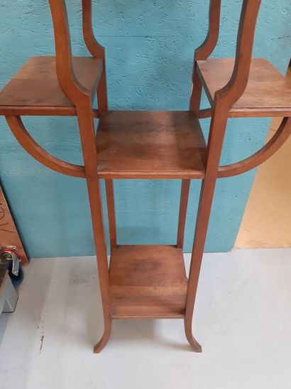 Travail des années 40
Sellette en bois à...