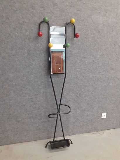 Porte manteaux Roger Ferraud
H : 174 cm 