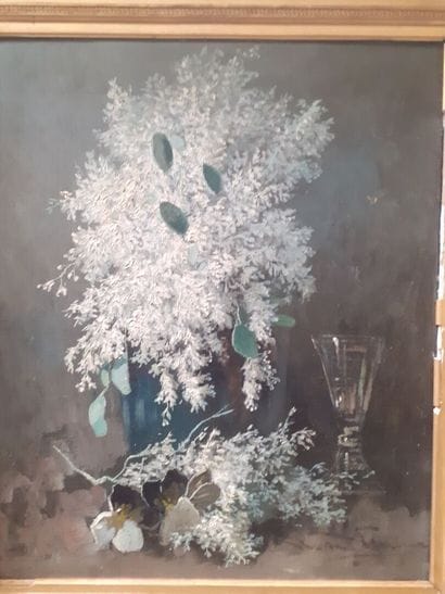 René VARENNNE
Paire de nature morte aux fleurs
Cadres...