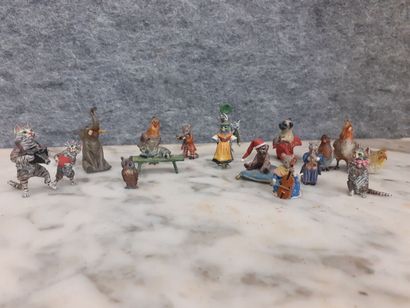 Quinze sujets miniatures en bronze de Vienne...