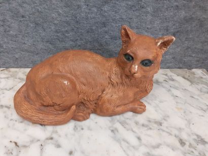 Chat couché
Faience 
20 x 30 cm 