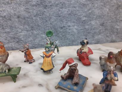 Quinze sujets miniatures en bronze de Vienne...