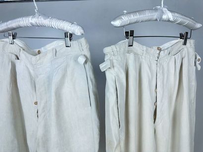 Deux pantalons tailles hautes en lin et drap...