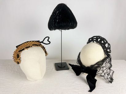 Trois étonnants bibis de mode des années...