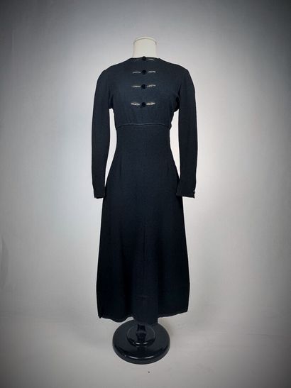 Robe en crêpe de laine noire Haute Couture...