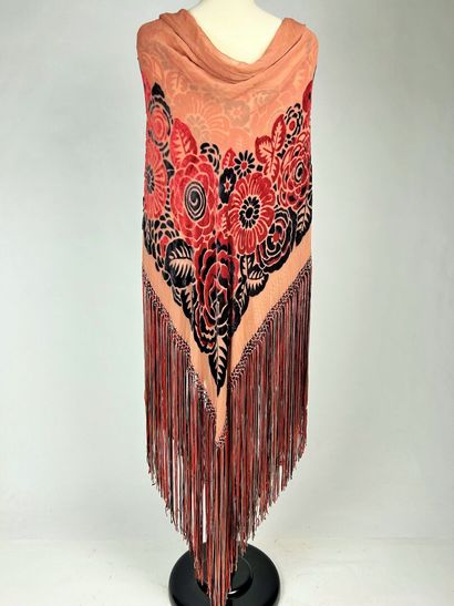Châle d'une élégante, période Art déco, en...