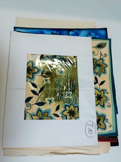 Projets de gouaches sur papier pour carrés...