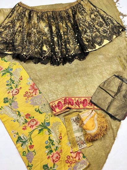 Deux documents pour la Chasublerie dont un...