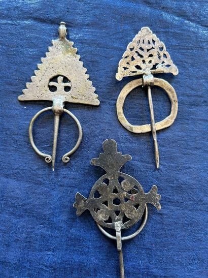 Une collection de bijoux berbères en métal...