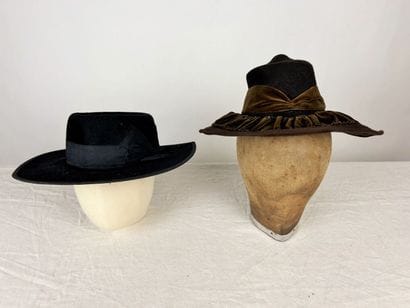 Six chapeaux pour enfant Circa 1920-1950,...