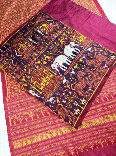 Deux Patolas, châles en ikat de soie, Cambodge...
