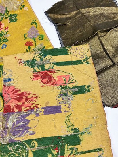 Deux documents pour la Chasublerie dont un...