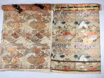 Deux grands Obi japonais Art Déco en lampas...