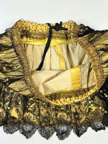 Deux documents pour la Chasublerie dont un...