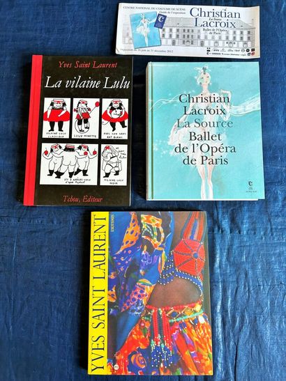 Trois livres catalogues d'expositions dont...