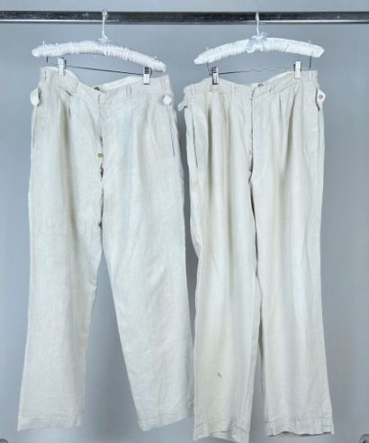Deux pantalons tailles hautes en lin et drap...