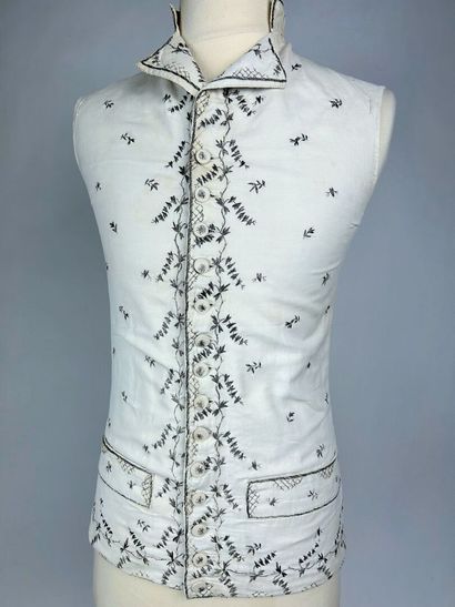 Gilet d'apparat en coton sergé blanc brodé...