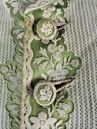 Gilet fin Louis XV retaillé d'époque pour...