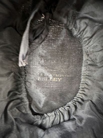 Trois chapeaux et un bibi de mode pour dame...