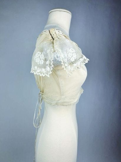 Précieux corsage de bal ou de cérémonie,...