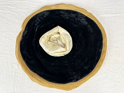 Trois chapeaux de mode pour dame Belle Epoque,...