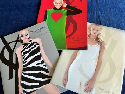 Neuf catalogues des collections Yves Saint...