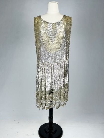 Une robe de bal Art Déco dite Charleston,...