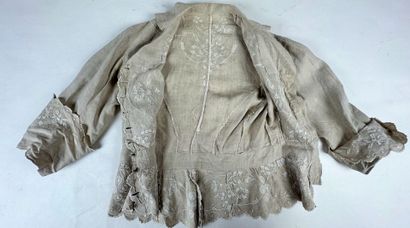 Jupe et blouse en lin écru à broderie blanche,...
