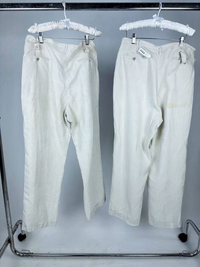 Deux pantalons tailles hautes en lin et drap...
