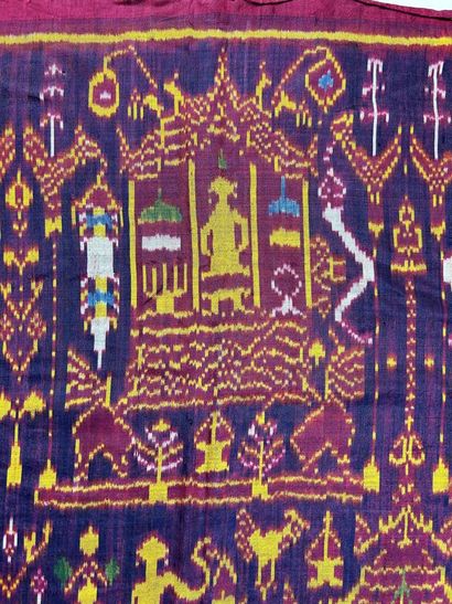 Deux Patolas, châles en ikat de soie, Cambodge...